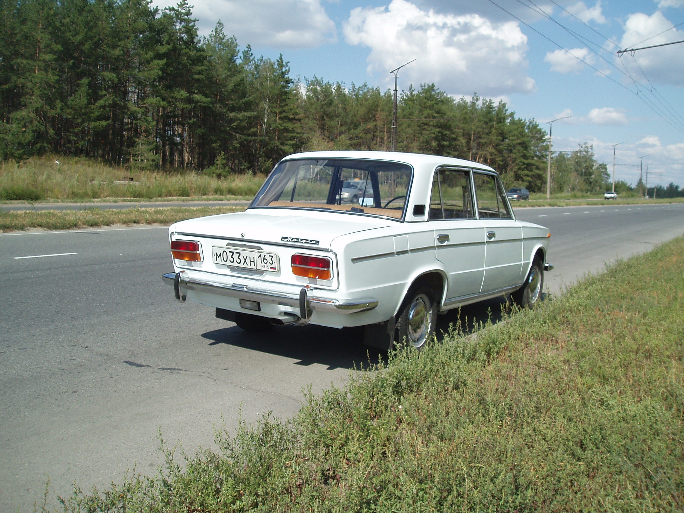 Аренда ретро автомобиля ВАЗ (Lada) 2103 с водителем в Тольятти цена от 600  рублей в час | REQCAR.COM